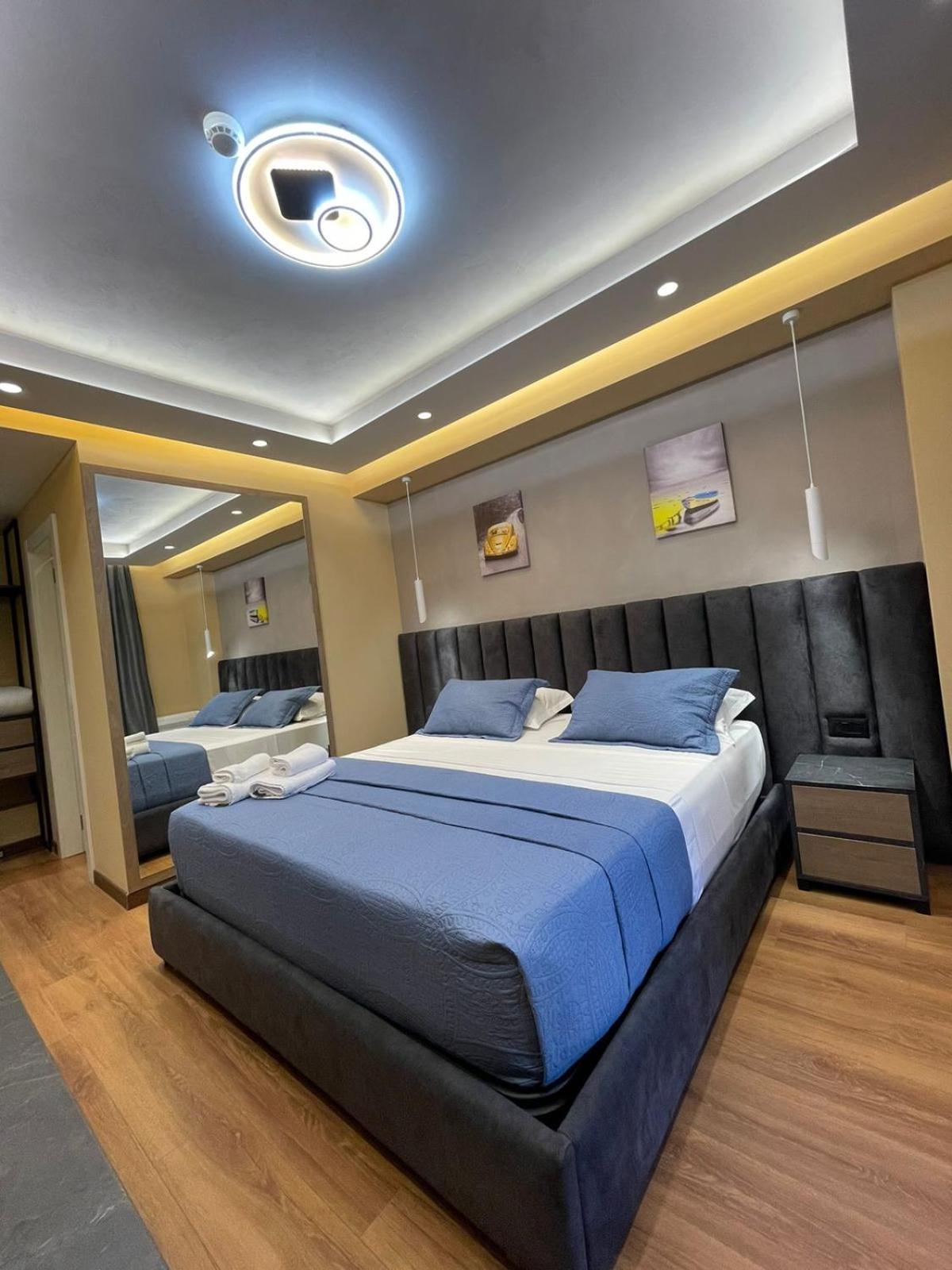 Peaky Hotel Durrës Zewnętrze zdjęcie