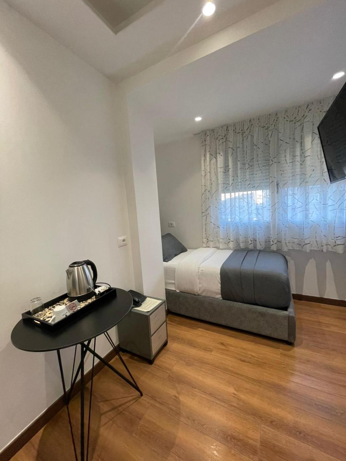 Peaky Hotel Durrës Zewnętrze zdjęcie