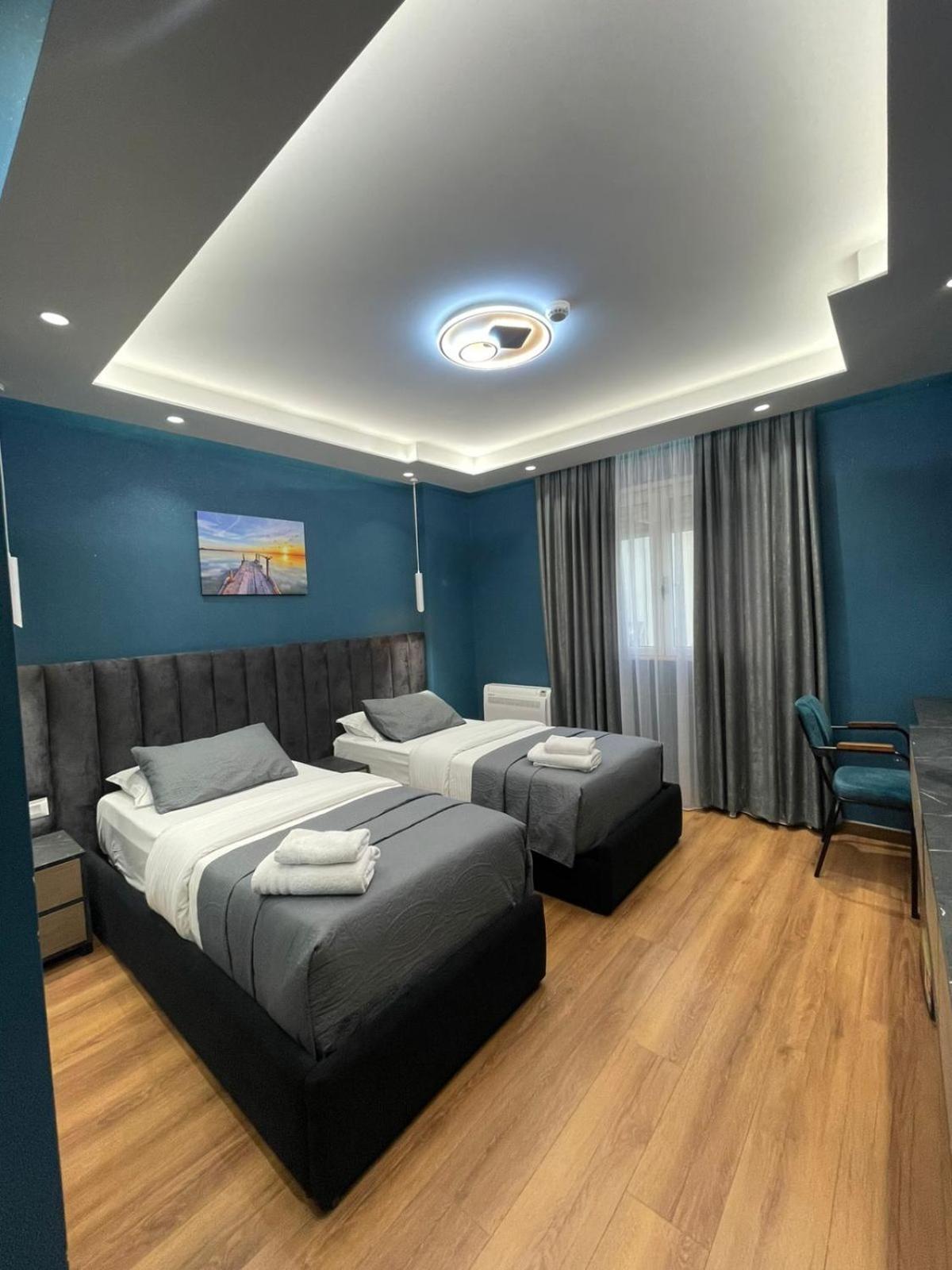 Peaky Hotel Durrës Zewnętrze zdjęcie