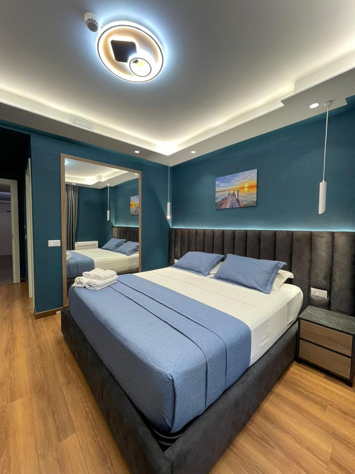Peaky Hotel Durrës Zewnętrze zdjęcie